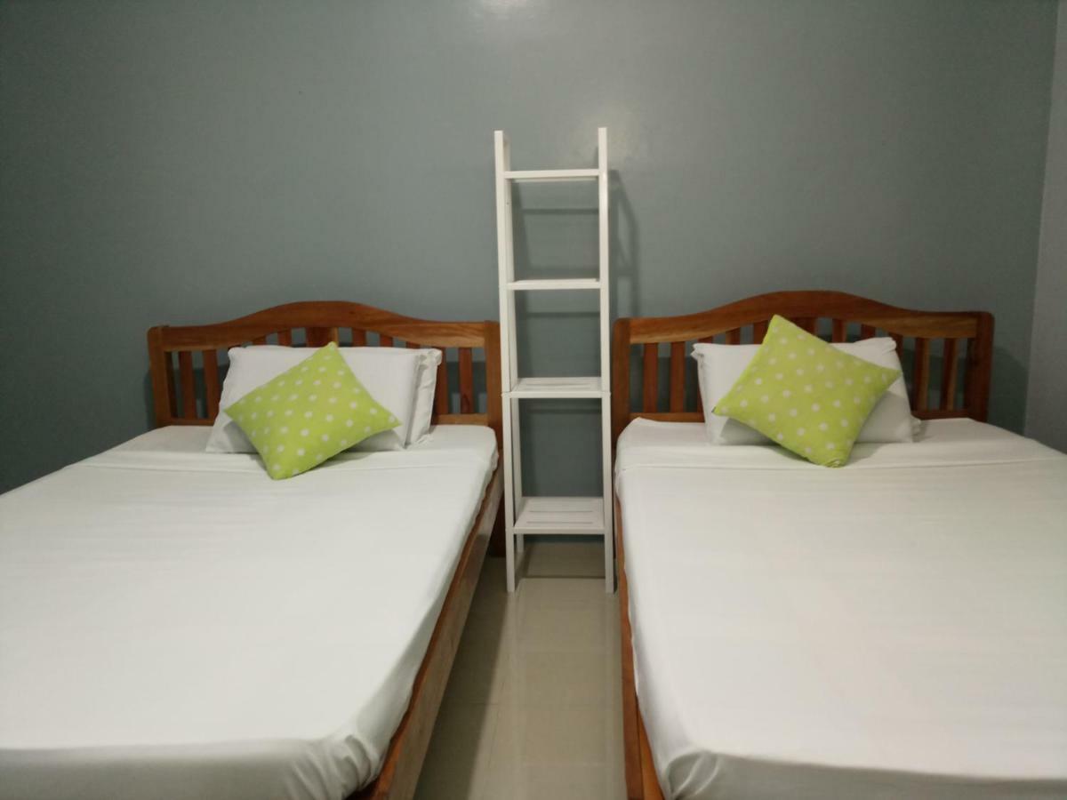 Green Park Tourist Inn Puerto Princesa Exteriör bild