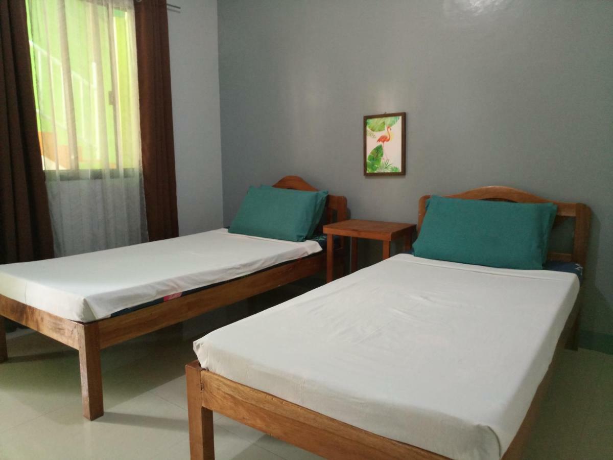 Green Park Tourist Inn Puerto Princesa Exteriör bild
