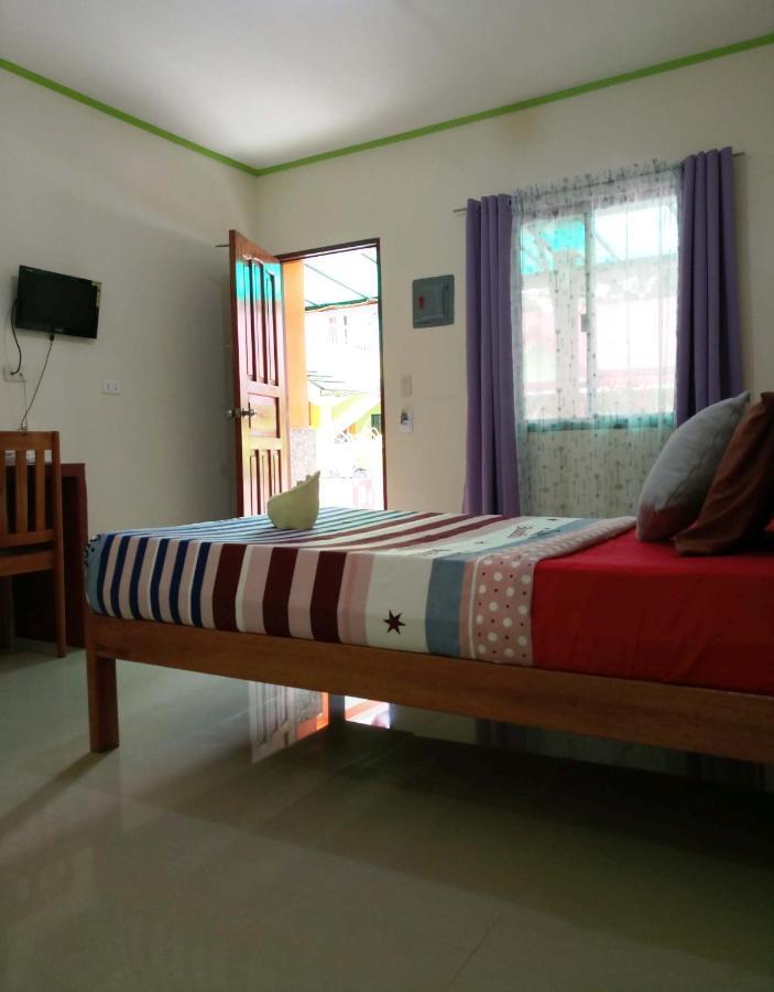 Green Park Tourist Inn Puerto Princesa Exteriör bild