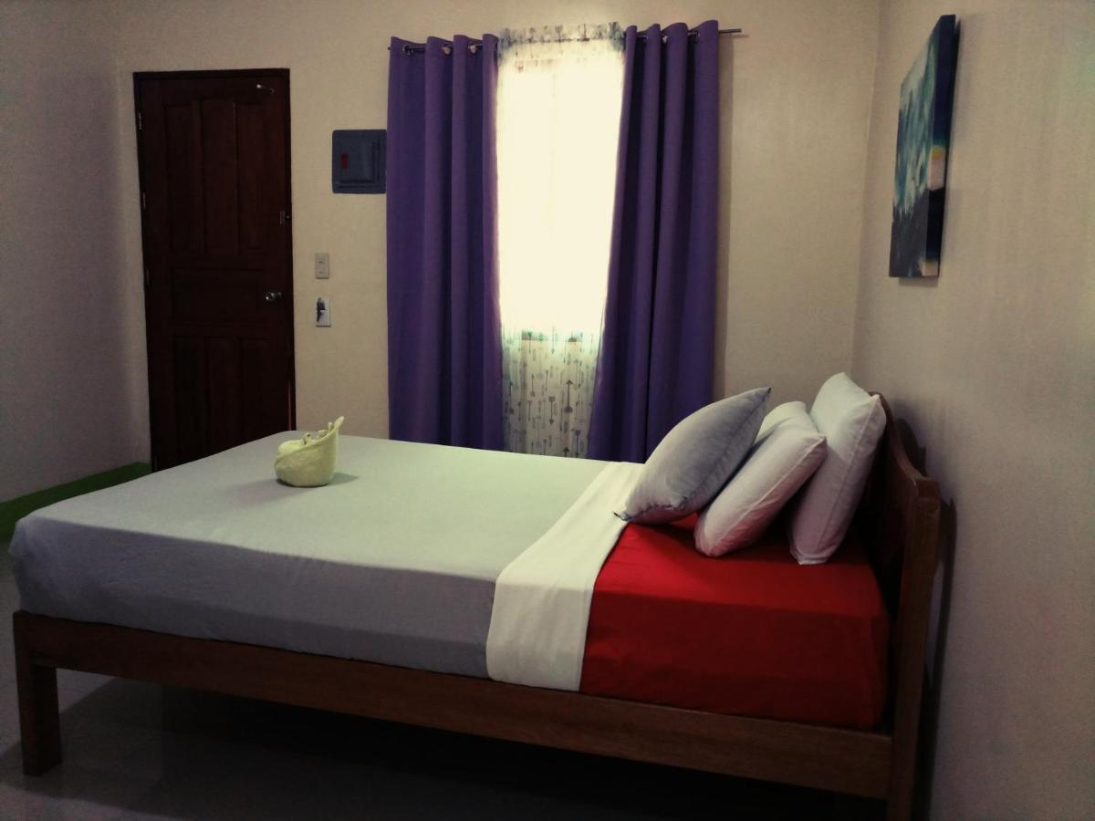 Green Park Tourist Inn Puerto Princesa Exteriör bild